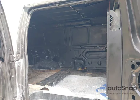 2010 Ford E-250 Commercial/Recreational z USA, uszkodzony, nr VIN 1FTNE2EW8ADA26159